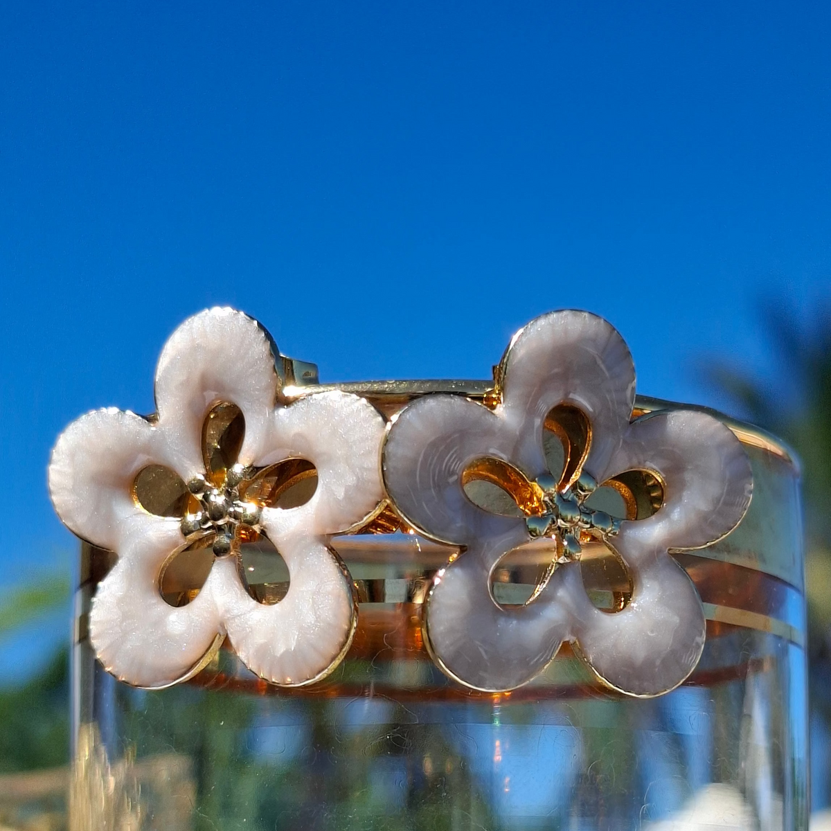 Les Boucles "NAÏMA" Blanche 💮