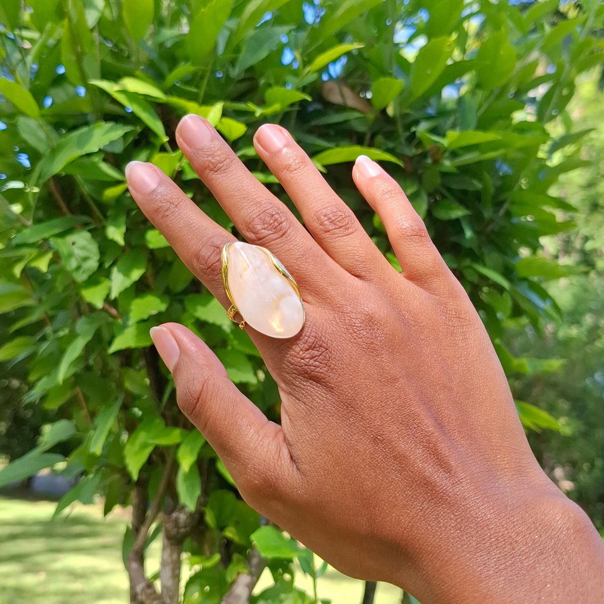 La Bague ajustable " DALIA " 🥰 blanche