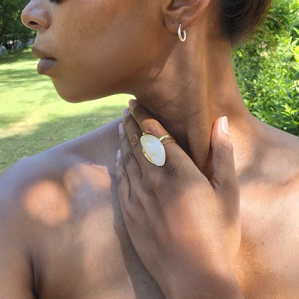 La Bague ajustable " DALIA " 🥰 blanche