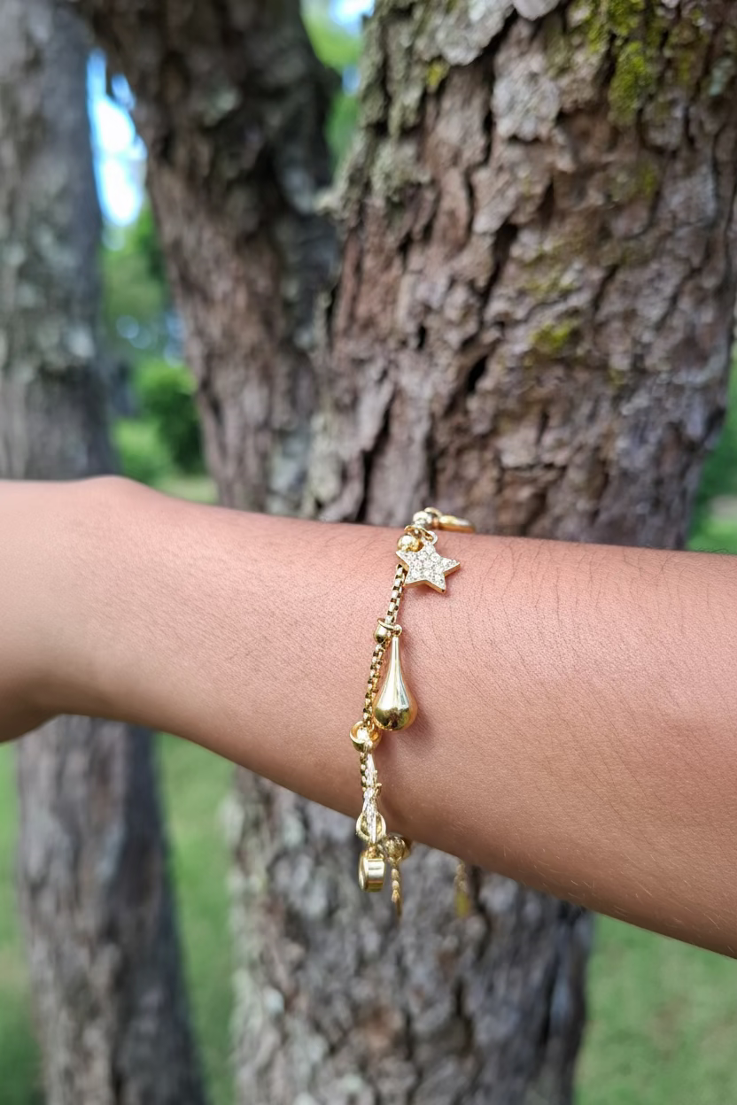 Le Bracelet charms ajustable "CATHY" ✨