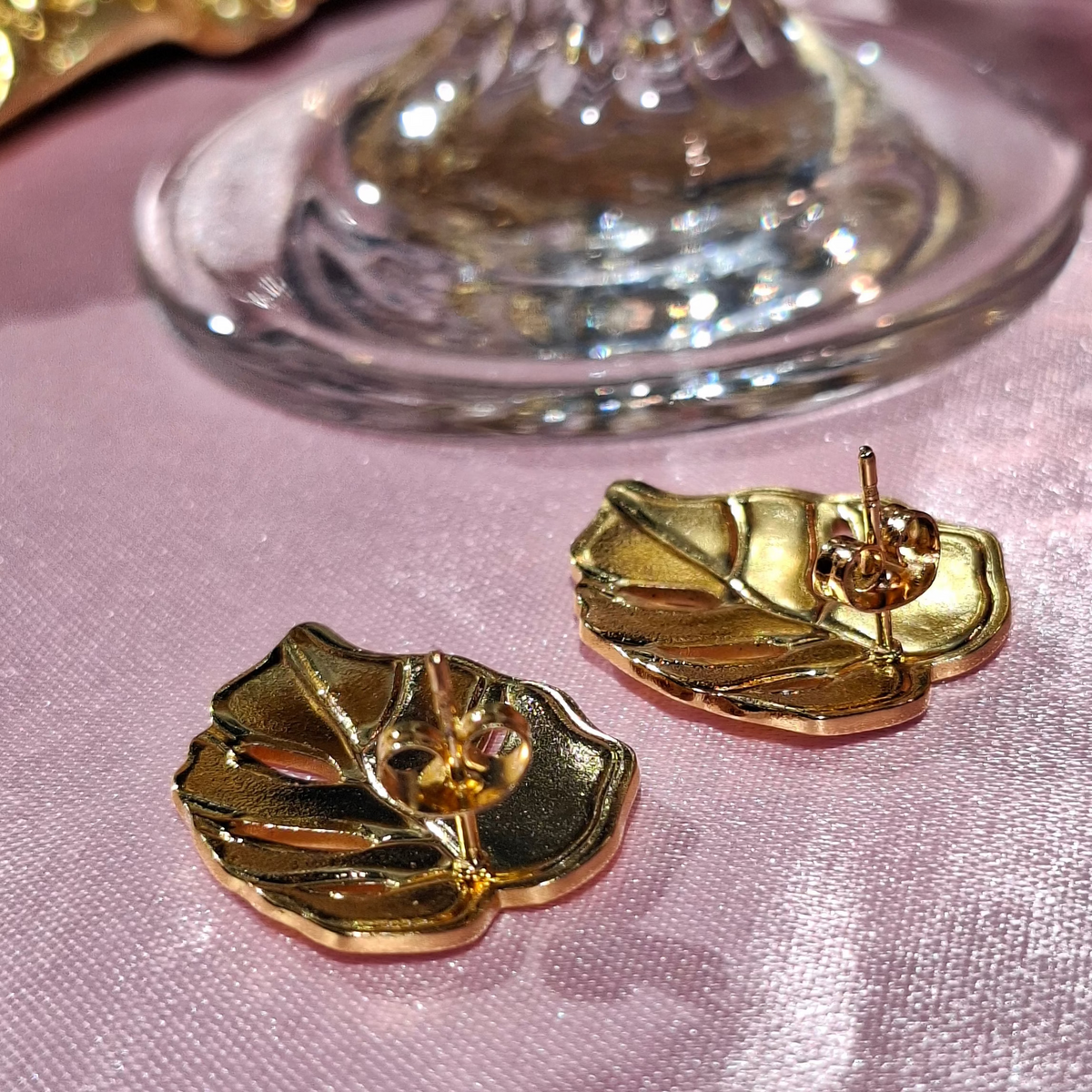 Les Boucles " MASHITA" blanche✨