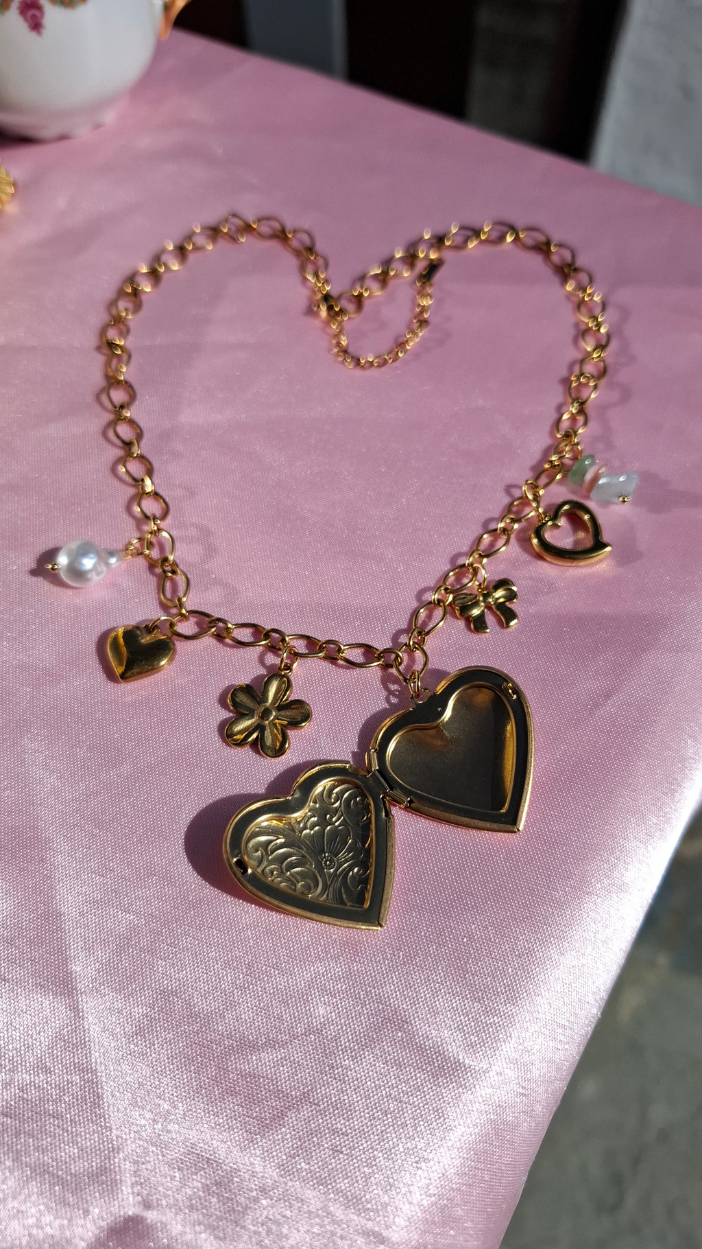 Le Collier breloque "MAERA" 😍