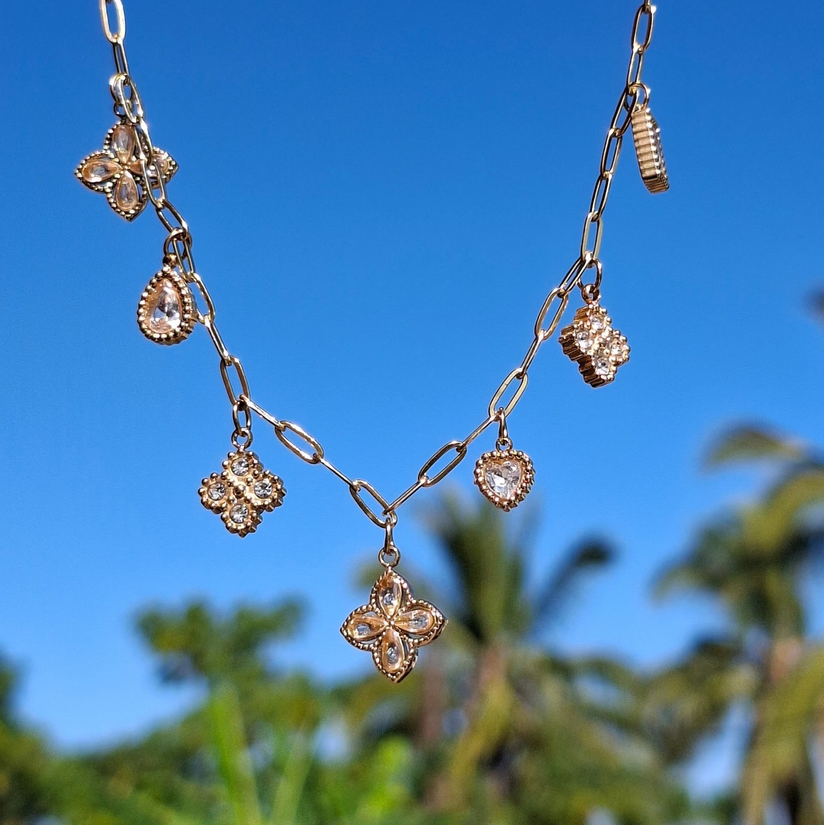 Le Collier "PRYANKA" ajustable