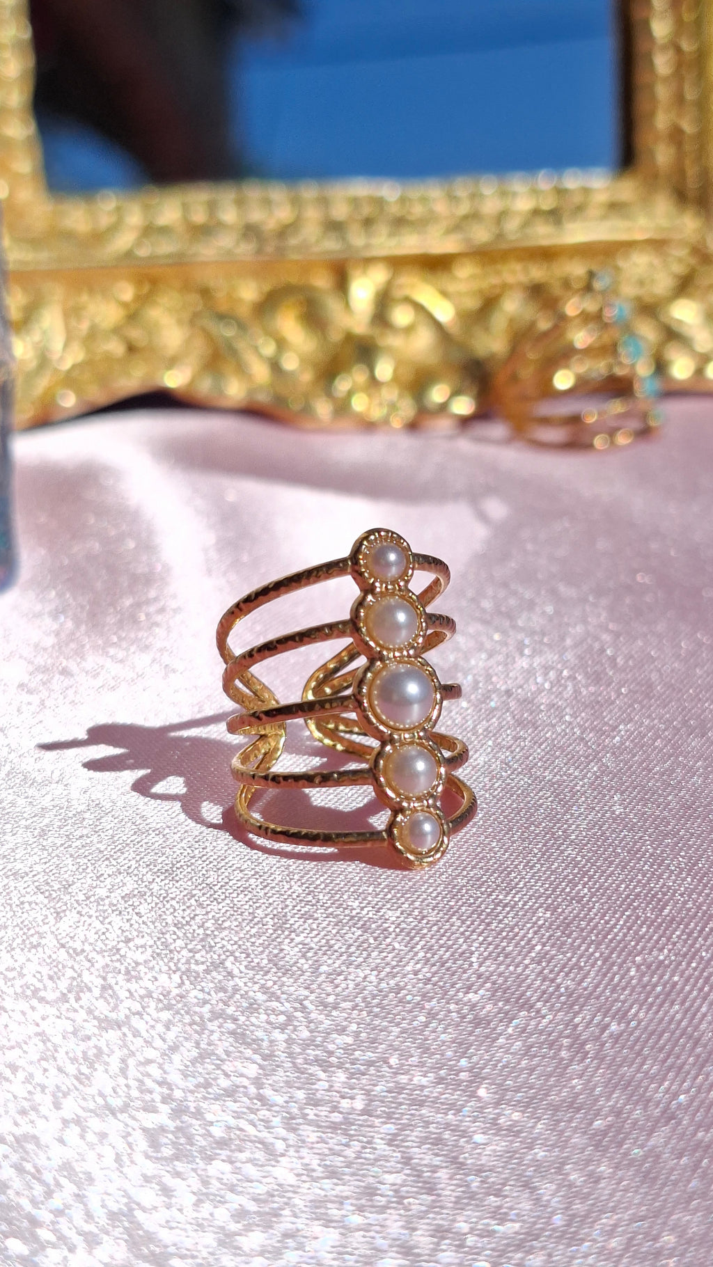 La Bague "VANIA" blanche
