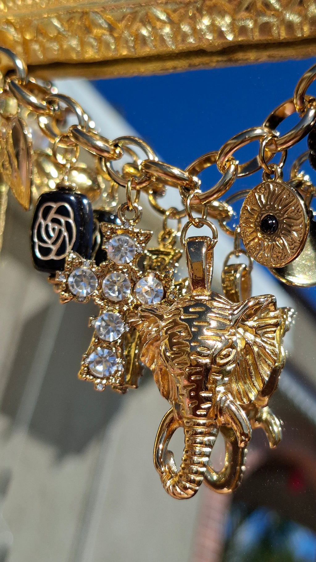 Le Collier " INDIANA "