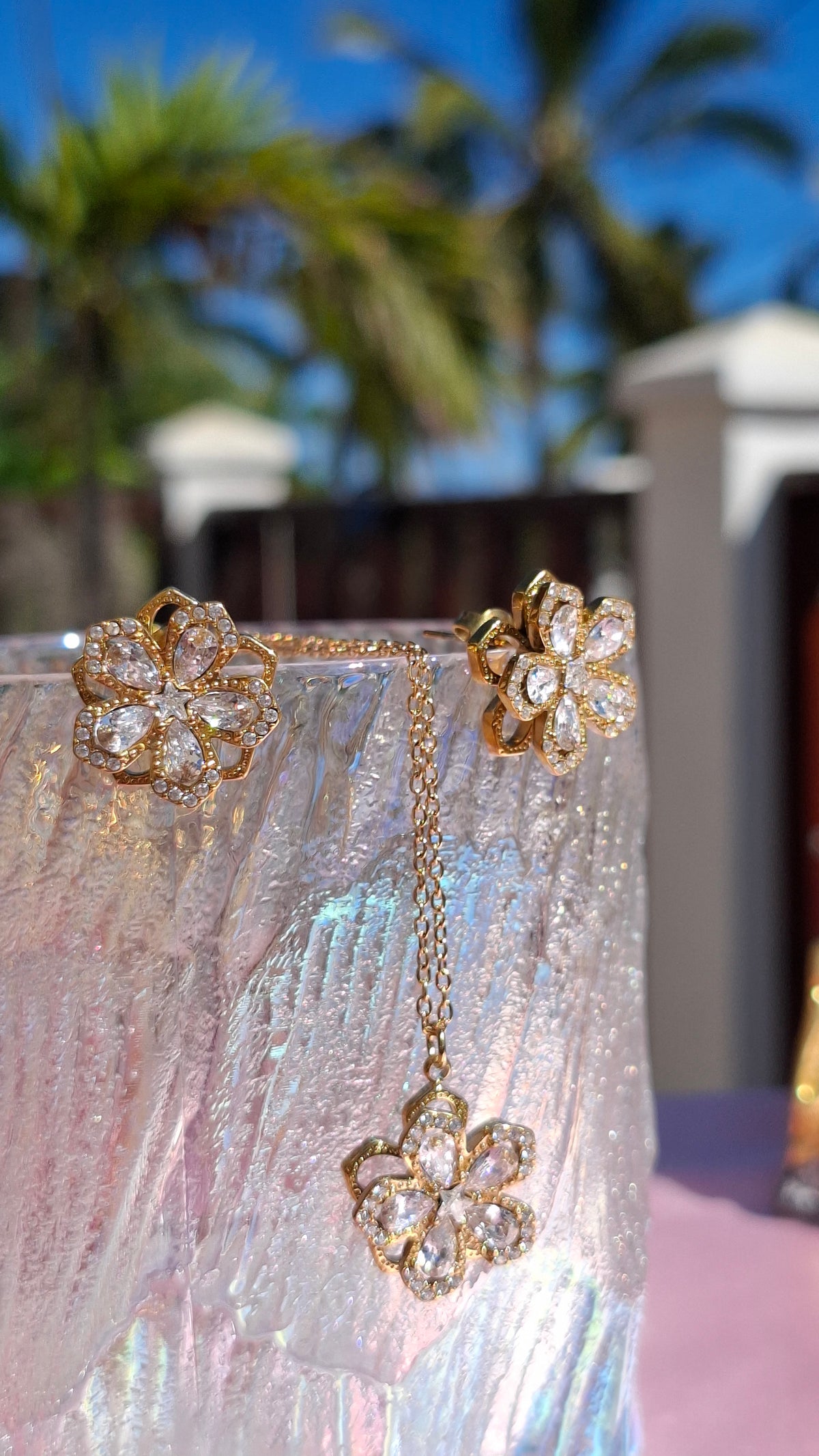 Le DUO anti stress " SWANY " Boucles + Collier