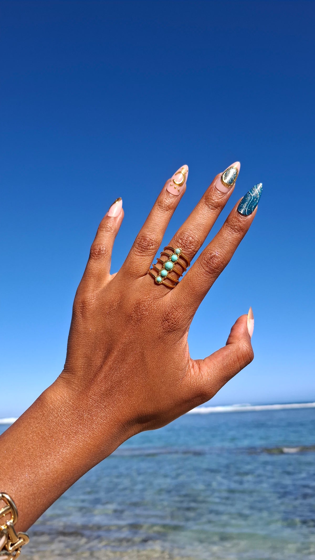 La Bague " VANIA "bleu