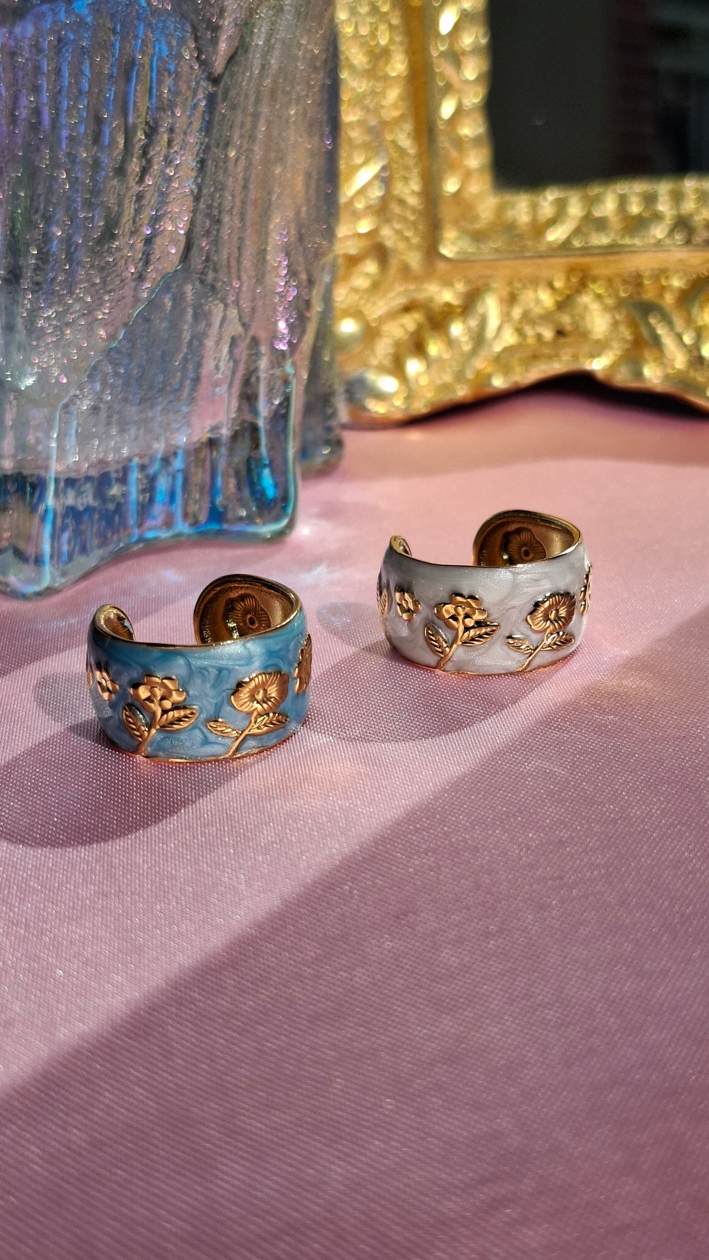 La bague "SAMIRA" blanche ajustable