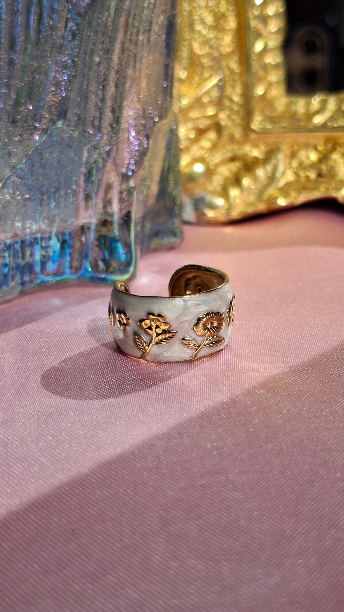 La bague "SAMIRA" blanche ajustable