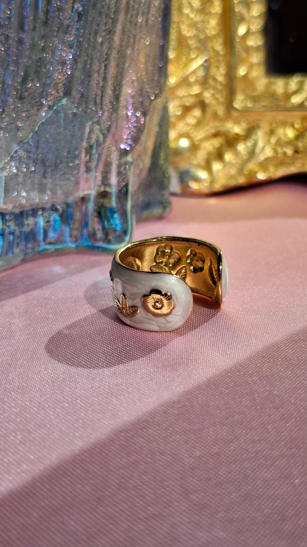 La bague "SAMIRA" blanche ajustable