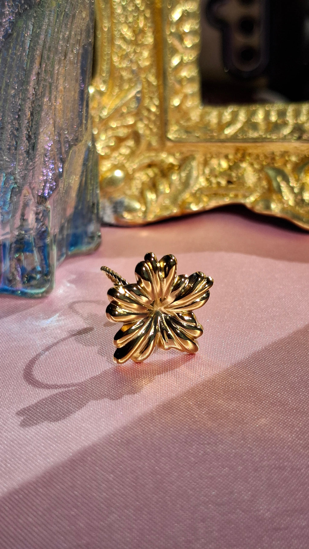La bague " LYA "