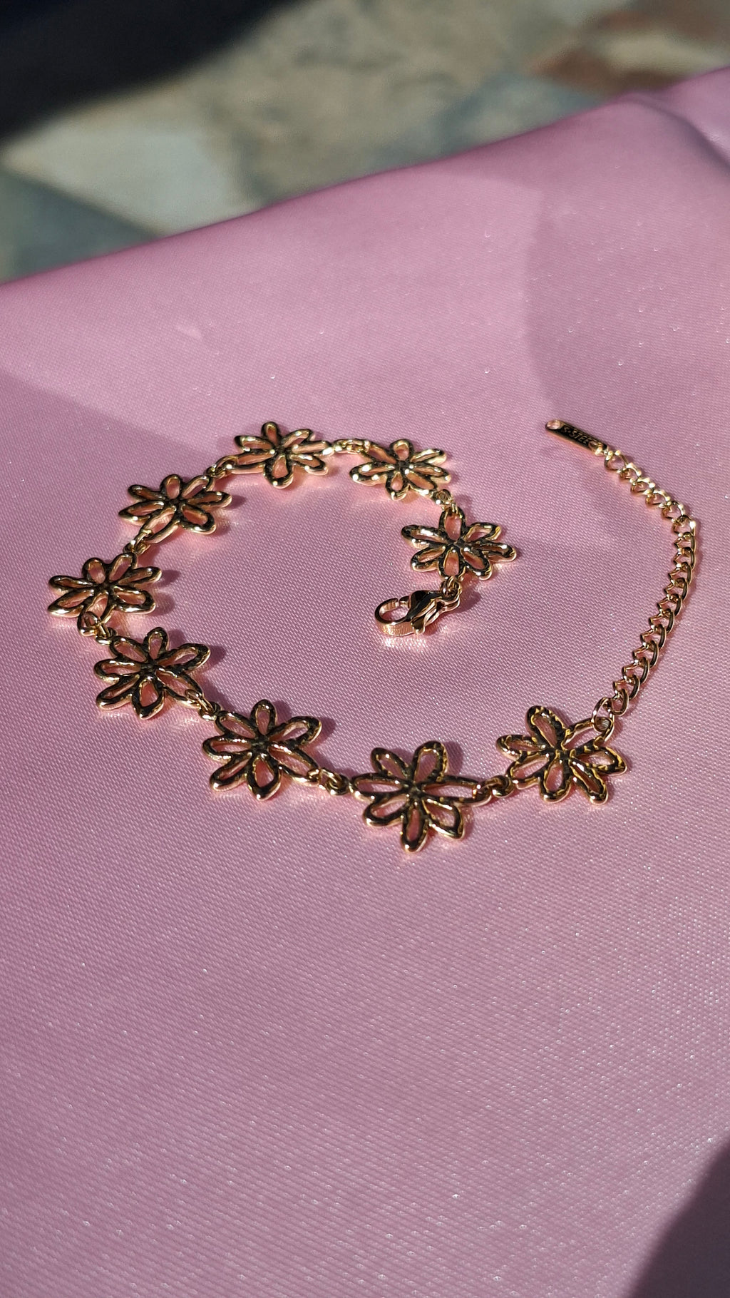 Le bracelet "ELEANORE" ajustable