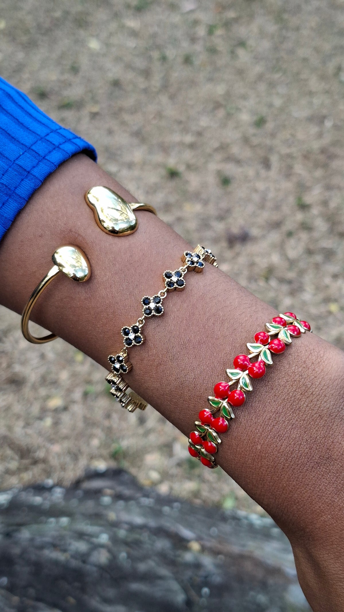 Le Bracelet " AUDREY " zircon noir