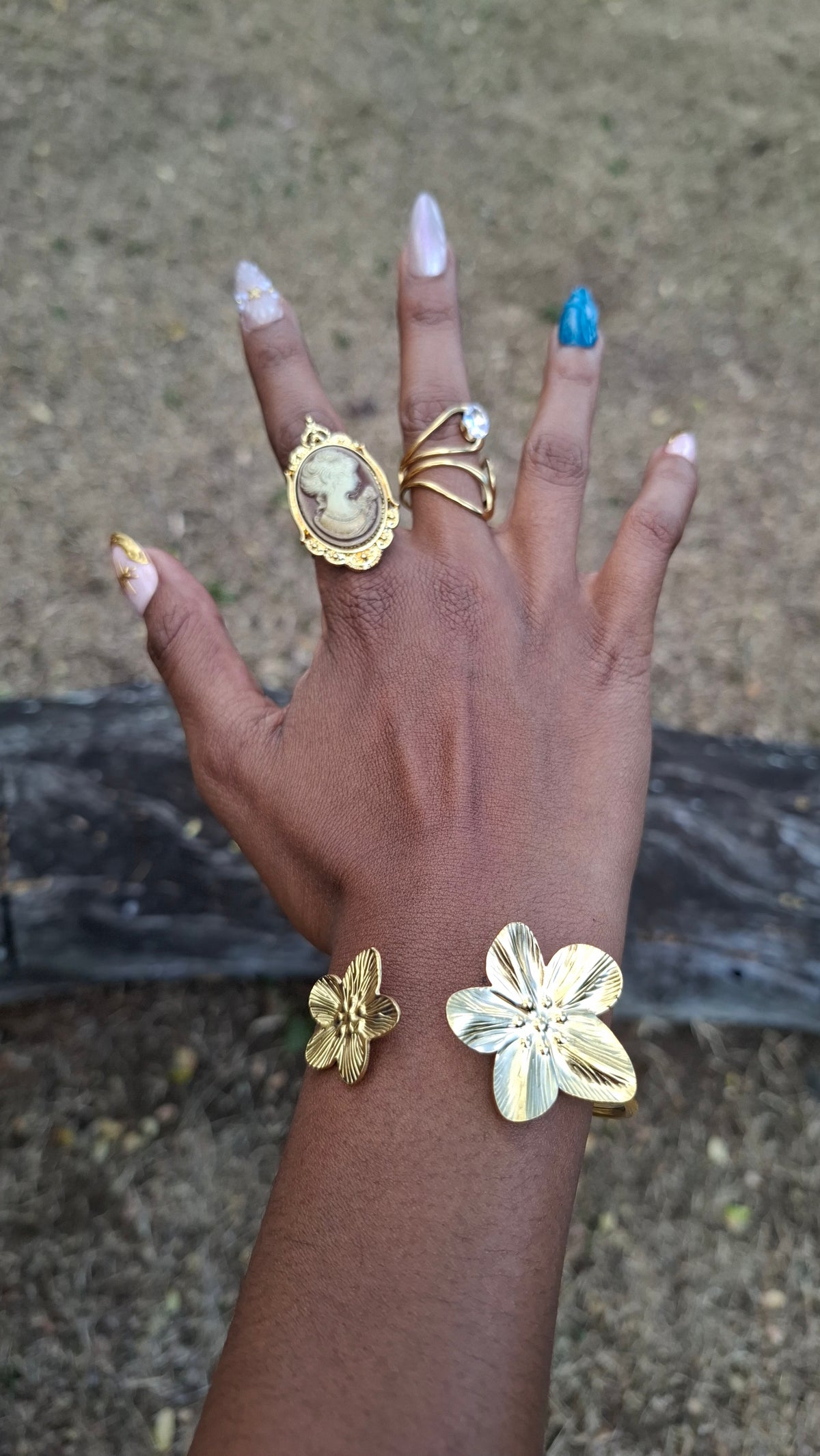 La Bague "LYSIANE " ajustable